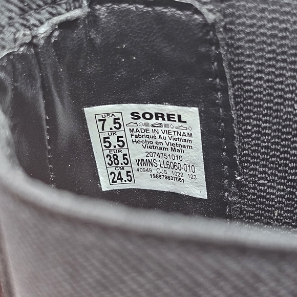 New SOREL Brex Leather High-Heel Chelsea Boots | 7.5 - Picture 10 of 10